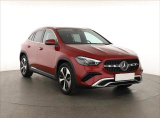 Mercedes-Benz GLA 180, Progressive, FullLed