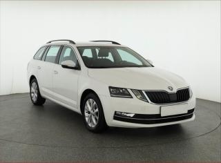 koda Octavia 1.6 TDI, R,1.maj, Serv.kniha