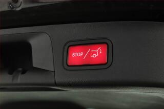 Volkswagen Touran (2007) 1.9 TDI, Automat, 7 míst - náhled 12