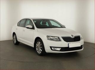 koda Octavia 1.6 TDI, Serv.kniha, Tempomat