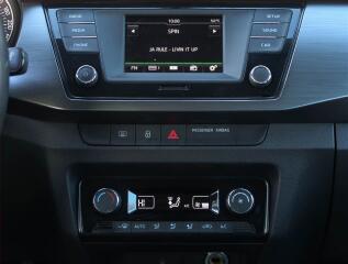 Renault Grand Scénic (2014) 1.5 dCi, 7 míst, Tempomat - náhled 12