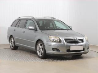 Toyota Avensis 2.2 D-CAT, po STK, Ta�n�