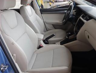 Škoda Octavia (2018) Style 1.8 TSI, Automat - náhled 9