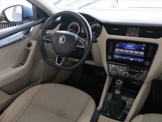 Škoda Octavia (2018) Style 1.8 TSI, Automat - náhled 7