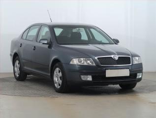 koda Octavia Elegance 1.8 TSI, R,1.maj