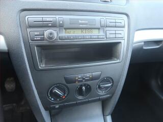 Peugeot 5008 (2014) 1.6 HDi, 7 míst, Navi - náhled 12