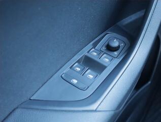 Tesla Model 3 (2020) Std Range Plus LFP, SoH 93% - náhled 18