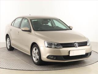 Volkswagen Jetta 1.2 TSI, Serv.kniha, Tempomat