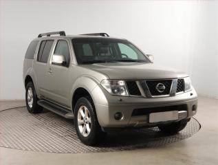 Nissan Pathfinder 2.5 dCi, 4X4, 7mst, R