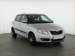 koda Fabia 1.2 12V, rezervace
