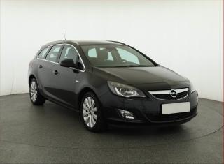 Opel Astra 1.4 T, Serv.kniha, Xenony