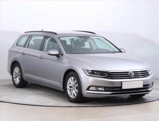 Volkswagen Passat Comfortline 1.6 TDI, Automat