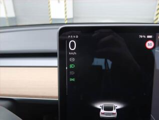 Tesla Model 3 (2020) Std Range Plus 52kWh, SoH 84% - náhled 11