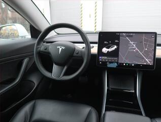 Tesla Model 3 (2020) Std Range Plus 52kWh, SoH 84% - náhled 7