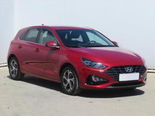 Hyundai i30 Family 1.5 DPI, Serv.kniha