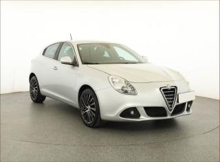 Alfa Romeo Giulietta 1.4 T, Serv.kniha, Tempomat