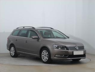 Volkswagen Passat 1.6 TDI, R,1.maj, Serv.kniha