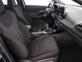 Hyundai i30 (2025) 1.5 T-GDI MHEV 48V, N-Line - náhled 7