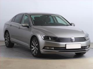 Volkswagen Passat Highline 2.0 TDI, Serv.kniha