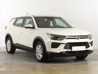 SsangYong Korando 1.5 T-GDI, klima, Infotainment