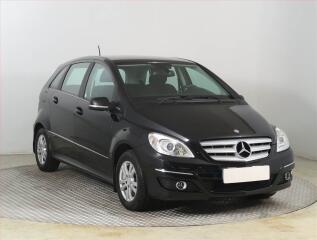 Mercedes-Benz Edition B 180, Serv.kniha