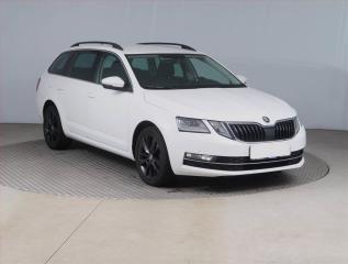 koda Octavia 1.6 TDI, R,1.maj, Navi