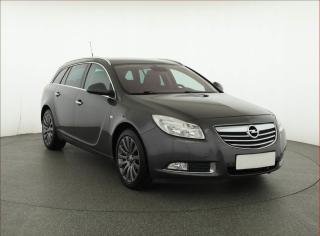 Opel Insignia 2.0 CDTI, Serv.kniha, Tempomat