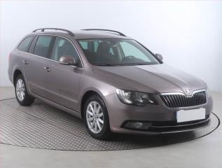 koda Superb 1.6 TDI, Serv.kniha, Navi