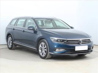 Volkswagen Passat Highline 1.6 TDI, Automat