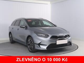 Kia Ceed 1.5 T-GDI, Parkovac� kamera