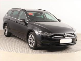 Volkswagen Passat 1.5 TSI, R,1.maj, Serv.kniha