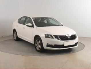 koda Octavia 1.6 TDI, R,1.maj, Tempomat