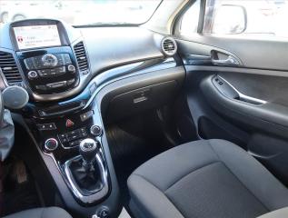 Chevrolet Orlando (2011) 1.8i, 7 míst, Serv.kniha - náhled 8