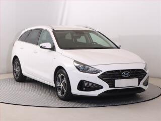 Hyundai i30 Family 1.5 T-GDI, Automat