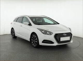 Hyundai i40 1.7 CRDi, Navi, Xenony