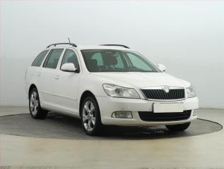 koda Octavia Elegance 1.6 TDI, Serv.kniha
