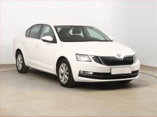 koda Octavia 1.6 TDI, Serv.kniha, Tempomat