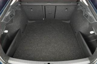 Volkswagen Passat (2016) 1.6 TDI, Kůže, Navi, Tempomat - náhled 14