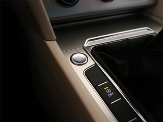 Volkswagen Passat (2016) 1.6 TDI, Kůže, Navi, Tempomat - náhled 19