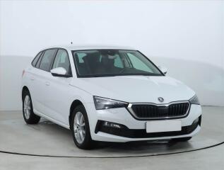 �koda Scala Ambition 1.0 TSI, Navi