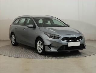 Kia Ceed 1.5 T-GDI, Automat, �R,1.maj