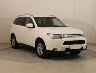 Mitsubishi Outlander 2.0, R,2.maj, Serv.kniha