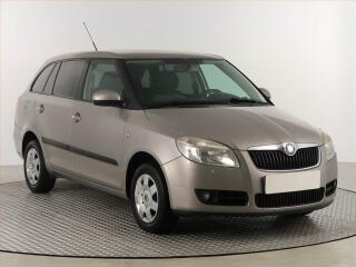 �koda Fabia 1.2 12V, nov� STK, rezervace