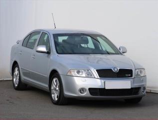 koda Octavia RS 2.0 TFSI, Serv.kniha