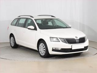 koda Octavia 1.6 TDI, Serv.kniha, Tempomat