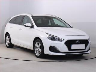 Hyundai i30 1.6 CRDi, Serv.kniha, Tempomat