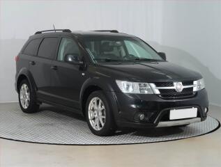 Fiat Freemont 2.0 MultiJet, 7�m�st, Tempomat