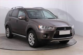 Mitsubishi Outlander Instyle 2.2 DI-D, 4X4