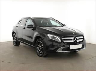 Mercedes-Benz GLA 200 d 4MATIC, Automat