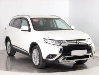 Mitsubishi Outlander Intense 2.0, LPG, 4X4